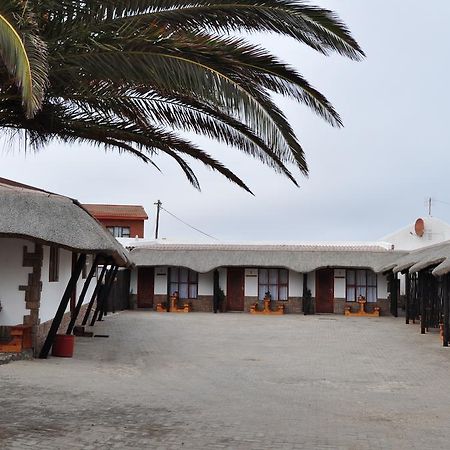 Obelix Guesthouse Lüderitz Zewnętrze zdjęcie