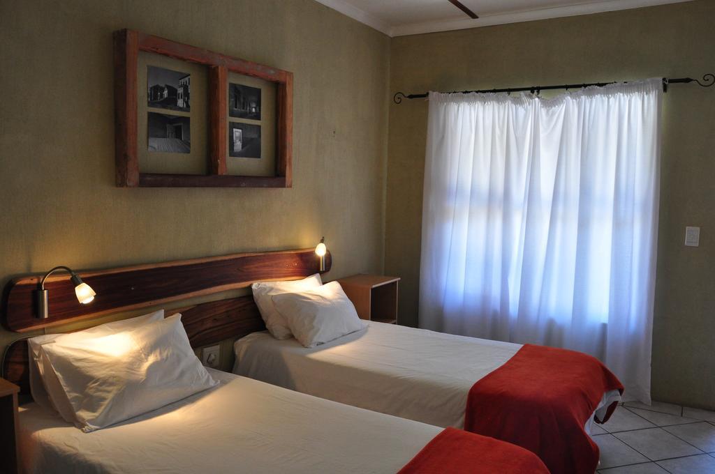 Obelix Guesthouse Lüderitz Zewnętrze zdjęcie