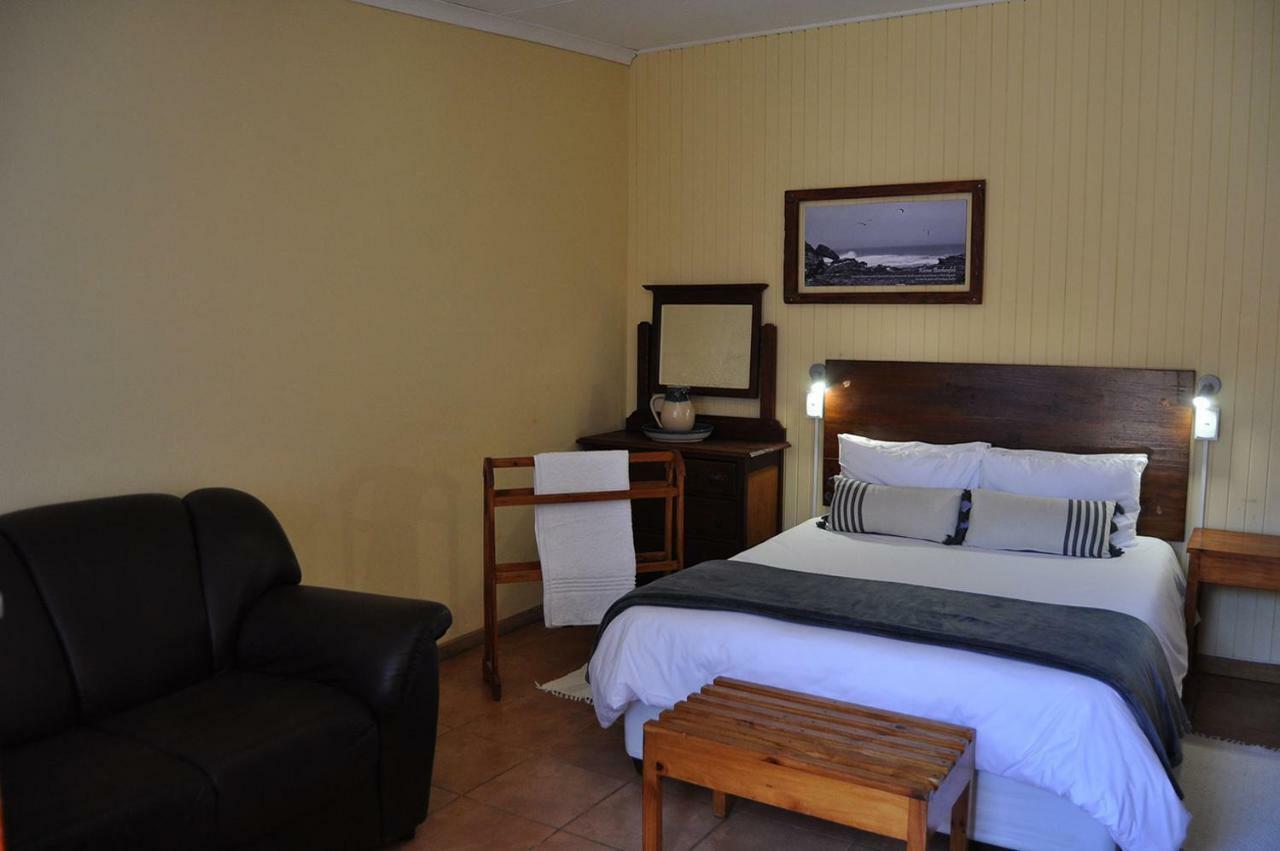 Obelix Guesthouse Lüderitz Zewnętrze zdjęcie