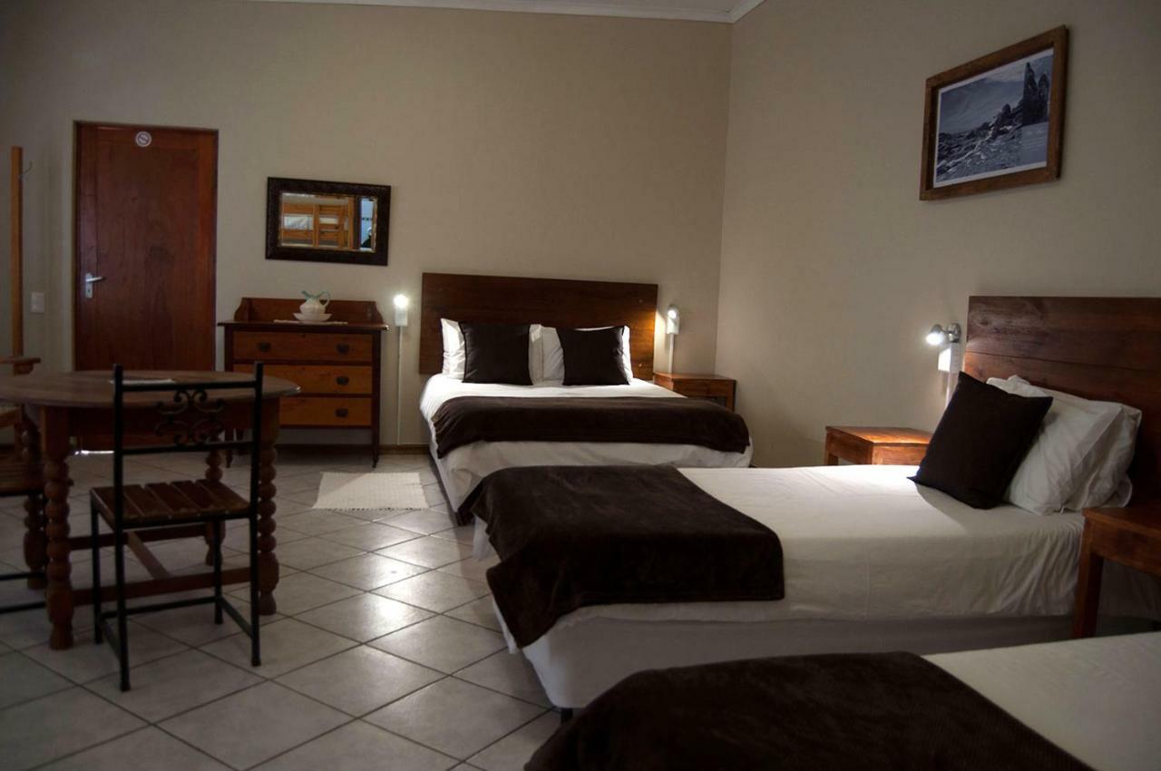 Obelix Guesthouse Lüderitz Zewnętrze zdjęcie
