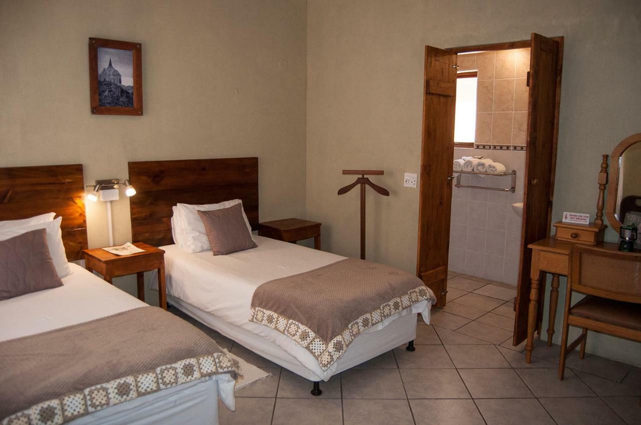 Obelix Guesthouse Lüderitz Zewnętrze zdjęcie