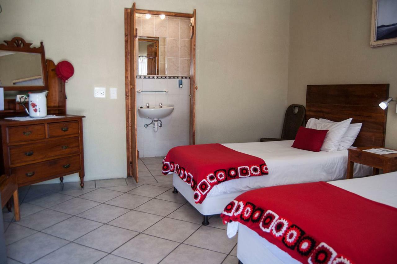 Obelix Guesthouse Lüderitz Zewnętrze zdjęcie