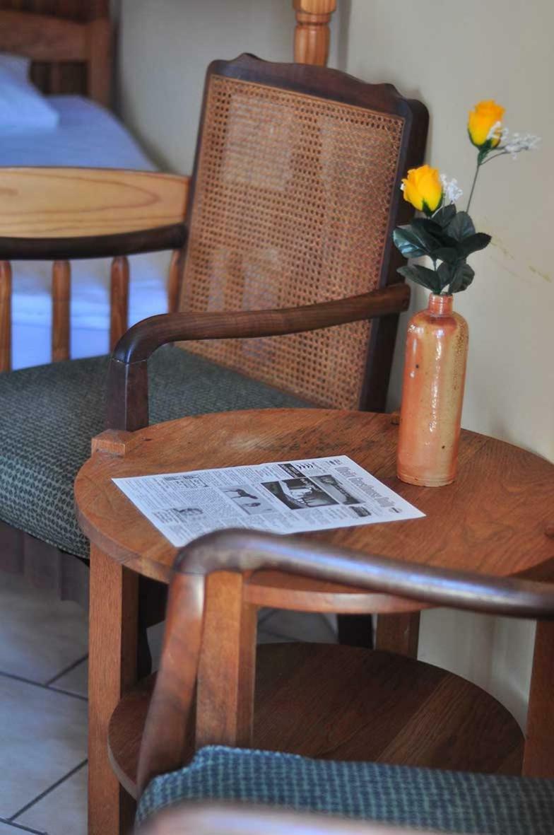 Obelix Guesthouse Lüderitz Zewnętrze zdjęcie